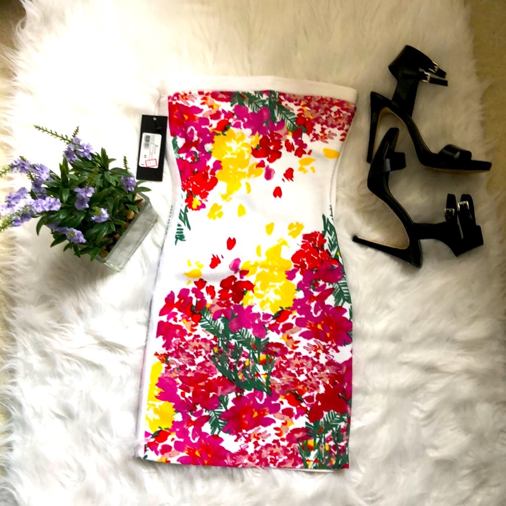 Gorgeous floral Marciano bodycon/bandage dress, XS